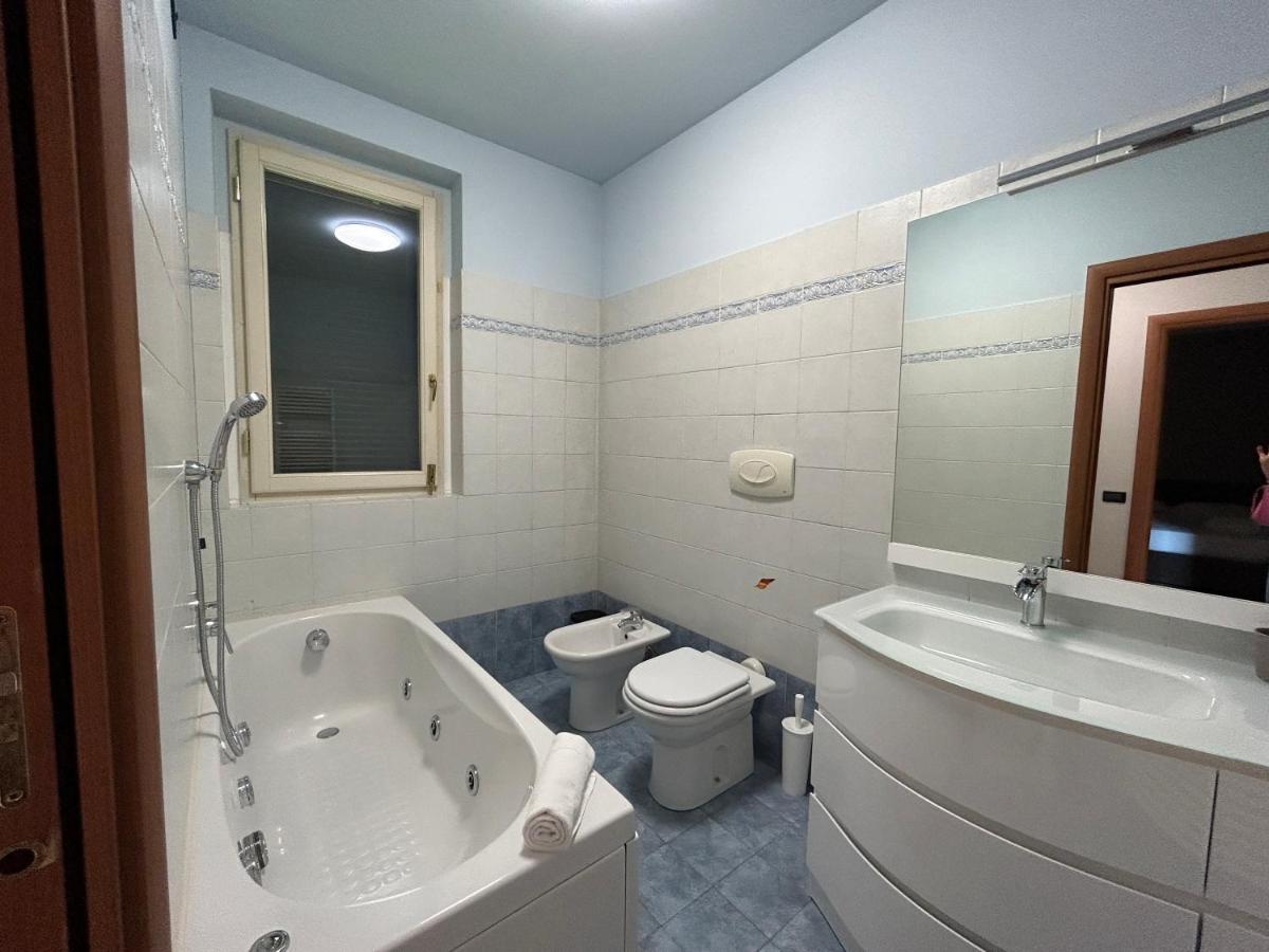 Appartamento Mimosa - Immobili E Soluzioni Rent Brembate Exterior foto